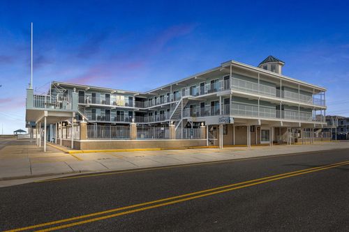 305-301-309 Ocean Ave, North Wildwood, NJ, 08260-5947 | Card Image
