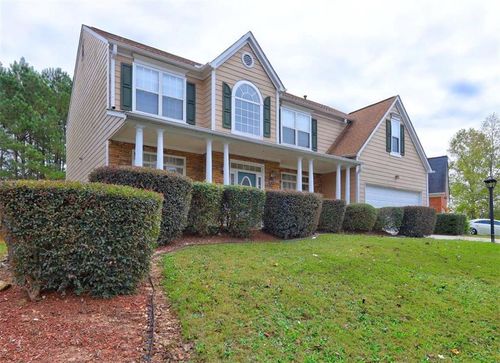 2280 Village Centre Dr, Loganville, GA, 30052-8852 | Card Image