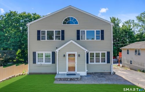 67 Horton Ave, Meriden, CT, 06450-6046 | Card Image
