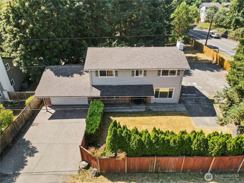8003 Ne 203rd St, Kenmore, WA, 98028-2117 | Card Image