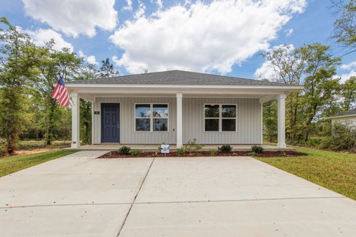 37 Pansy Ln, DeFuniak Springs, FL, 32433-6855 | Card Image