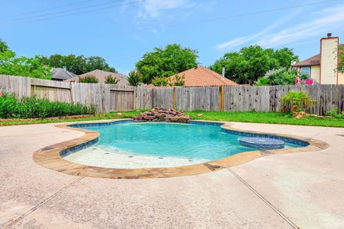 1413 Cottage Cove Ct, Seabrook, TX, 77586-2636 | Card Image