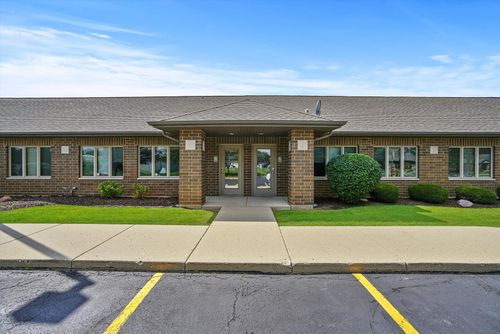 c-755 Mcardle Dr, Crystal Lake, IL, 60014-1717 | Card Image