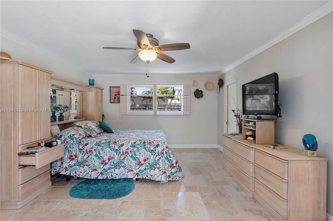 16715 Sw 80th Ave, House other with 4 bedrooms, 3 bathrooms and null parking in Palmetto Bay FL | Image 17