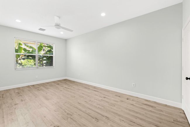 216 River Bluff Ln, Condo with 3 bedrooms, 3 bathrooms and null parking in Royal Palm Beach FL | Image 15