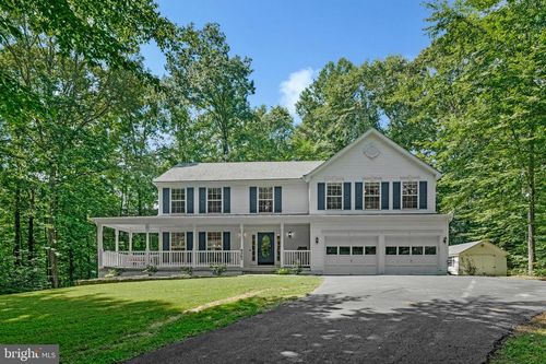 6265 Happy Creek Rd, MANASSAS, VA, 20112-3880 | Card Image