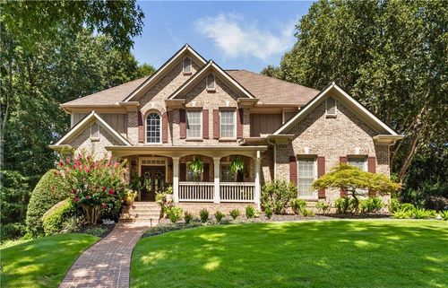 914 Meadow Club Ct, Suwanee, GA, 30024-7383 | Card Image