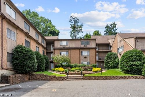 304-88 Boulevard, Passaic, NJ, 07055-4790 | Card Image