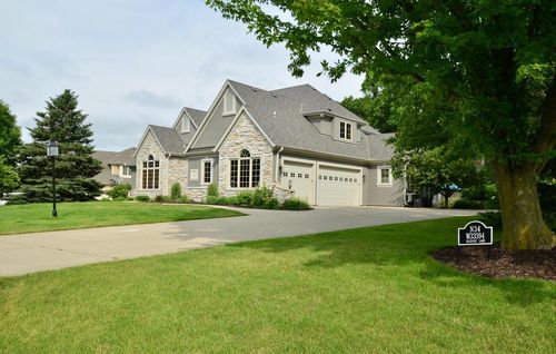 N34W33394 Hickory Lane, Nashotah, WI, 53058 | Card Image