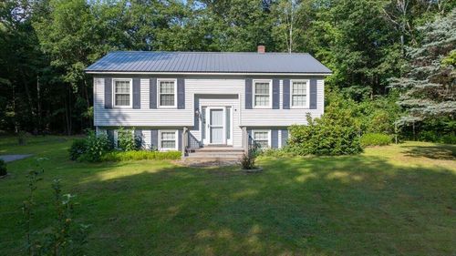 568 Plains Road, Poland, ME, 04274 | Card Image