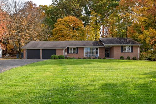 1900 Valley View Rd., Hermitage, PA, 16148 | Card Image