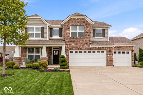 2707 Kilgobbin Cres, Brownsburg, IN, 46112-5523 | Card Image