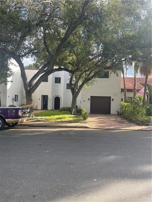 127 W Shasta Ave, McAllen, TX, 78504-2408 | Card Image