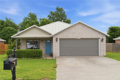 674 Olivia Ln, Centerton, AR, 72719-7807 | Card Image