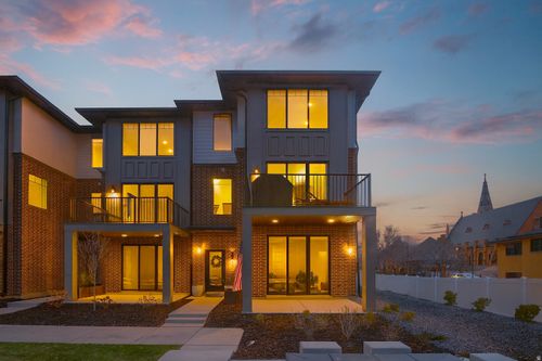 536 E 2360 S, Ogden, UT, 84401-2790 | Card Image