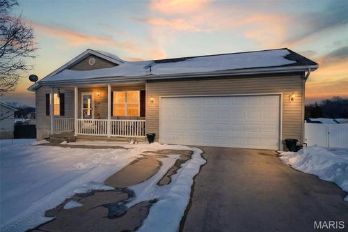 1120 Hawthorne Dr, Desloge, MO, 63628-3870 | Card Image