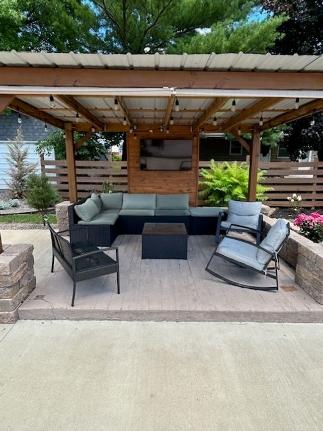 647 Erickson Dr S, House other with 3 bedrooms, 3 bathrooms and 2 parking in Princeton IL | Image 14