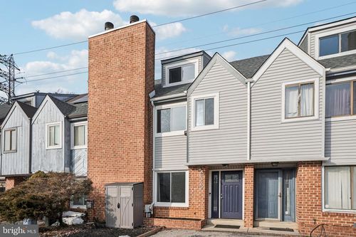 3329 Wiehle St, PHILADELPHIA, PA, 19129-1751 | Card Image