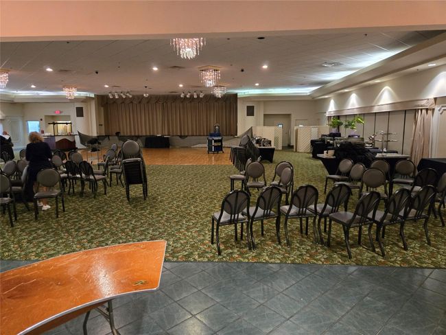 Large Baquet Area | Image 36