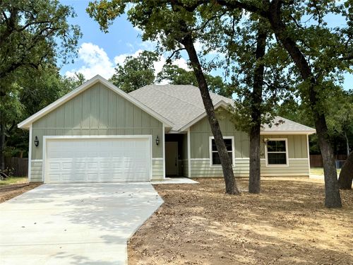110 Seminole Cv, Lake Kiowa, TX, 76240-8835 | Card Image