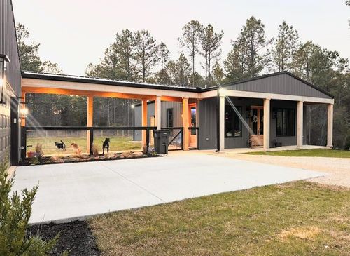 32 County Road 385, Water Valley, MS, 38965-4226 | Card Image
