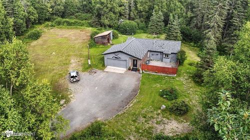 51926 Ellen St, Kenai, AK, 99611-6116 | Card Image