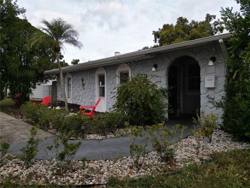 5021 37th Ave N, ST PETERSBURG, FL, 33710-2137 | Card Image