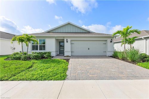 42392 Cascade Dr, PUNTA GORDA, FL, 33982-2585 | Card Image
