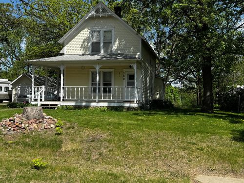208 Cush St, Jackson, MN, 56143-1109 | Card Image