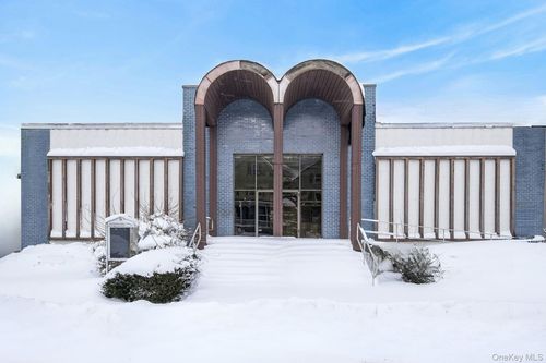37 Clove Ave, Haverstraw, NY, 10927-1803 | Card Image