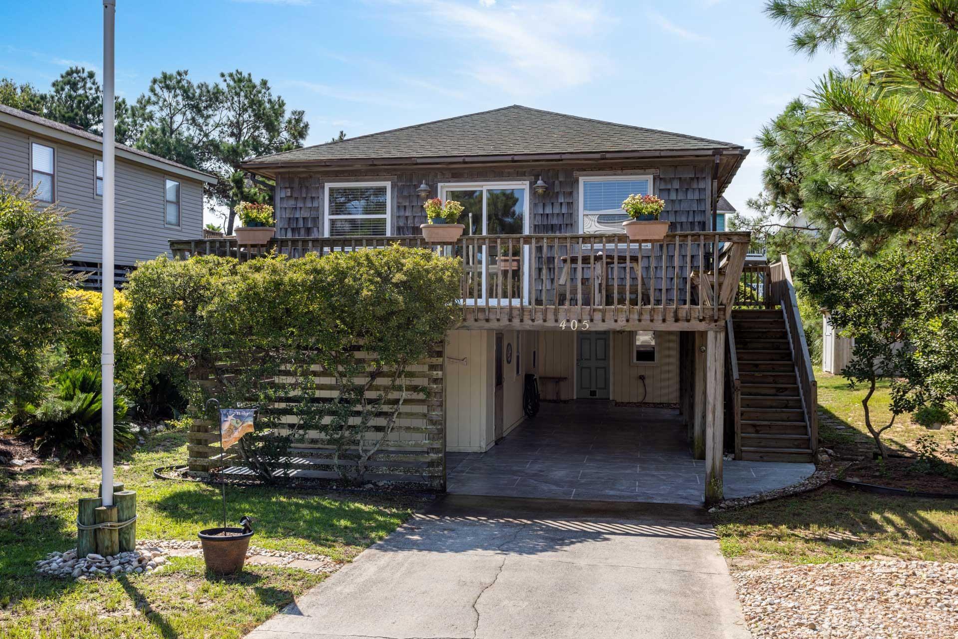 Wallace St, Kill Devil Hills, NC 27948