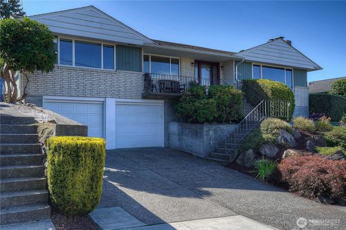7418 S 15th Street, Tacoma, WA, 98465 | Card Image