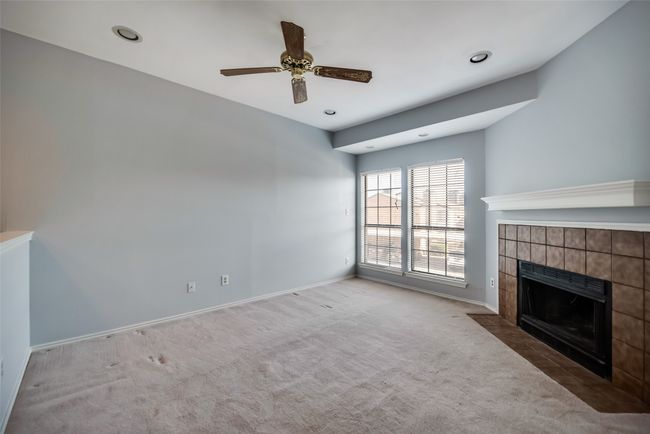 APT-255 - 5100 Verde Valley Ln, Condo with 2 bedrooms, 2 bathrooms and null parking in Dallas TX | Image 4