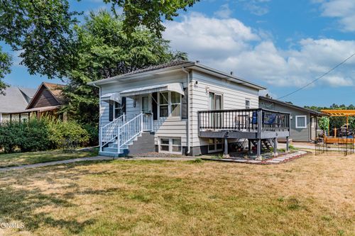 500 Avenue C, Bismarck, ND, 58501 | Card Image