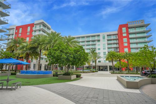 701-7751 Nw 107th Ave, Doral, FL, 33178-4050 | Card Image
