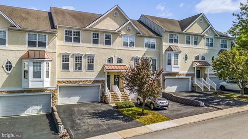 2710 Stockley Ln, DOWNINGTOWN, PA, 19335-6018 | Card Image