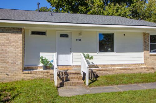 7719 Peppercorn Ln, North Charleston, SC, 29420-8721 | Card Image