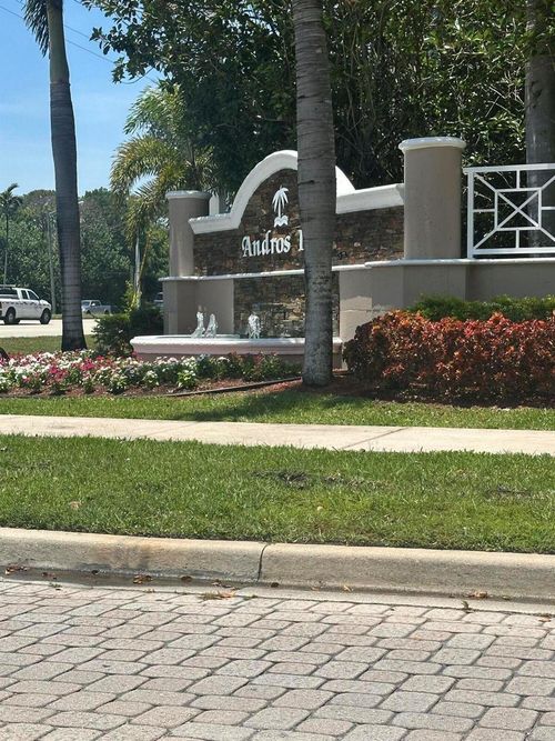 8345 Fresh Crk, West Palm Beach, FL, 33411-5509 | Card Image