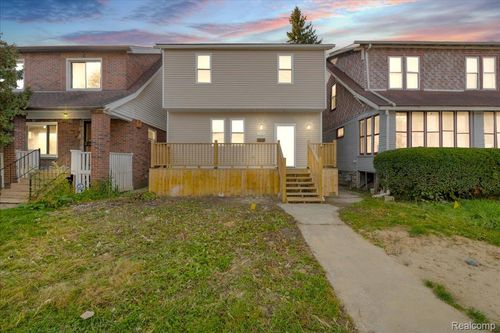 1997 Sturtevant St, Detroit, MI, 48206-1238 | Card Image