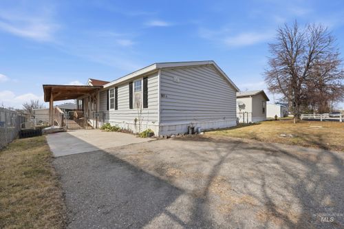 601 N 42nd St, Nampa, ID, 83687-8586 | Card Image