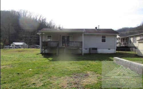 210 Riverview Dr, Matheny, WV, 24860-1101 | Card Image