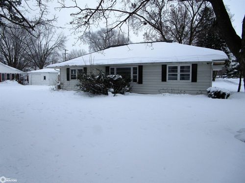 2217 Washington Ave, Iowa Falls, IA, 50126-1619 | Card Image