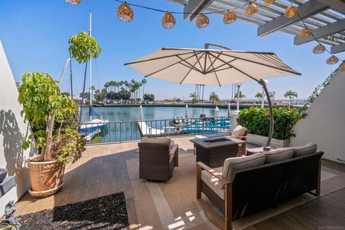 13 Antigua Ct, Coronado, CA, 92118-3321 | Card Image