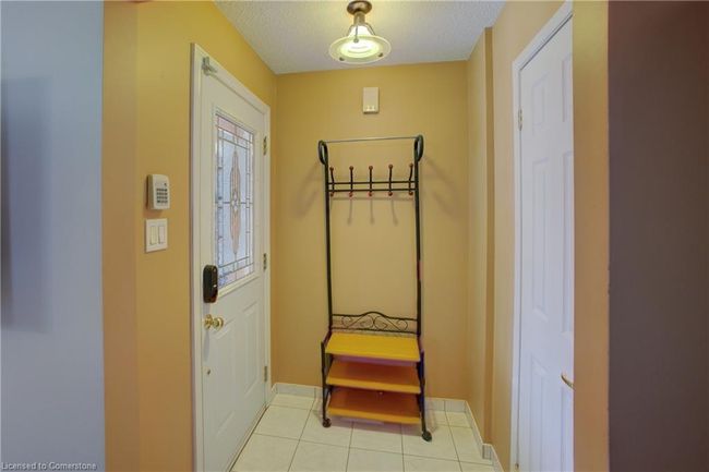 57 Ecclestone Dr, House other with 3 bedrooms, 2 bathrooms and 4 parking in Brampton ON | Image 6