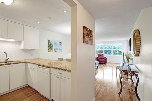 apt-303-1502 S Lakeside Dr, Lake Worth Beach, FL, 33460-5822 | Card Image