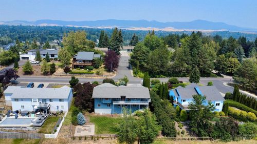 793 Indian Hills Dr, Moscow, ID, 83843-9308 | Card Image