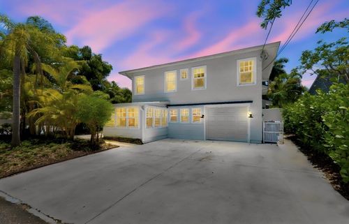 1820 1st St N, ST PETERSBURG, FL, 33704-3402 | Card Image