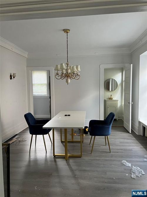 145 Christie St, Leonia, NJ, 07605-1901 | Card Image