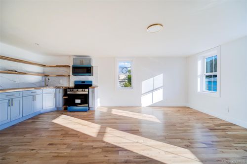 5-258 State St, Hudson, NY, 12534-1826 | Card Image