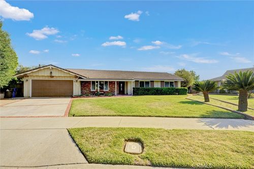 419 W Caroline Ct, Ontario, CA, 91762 | Card Image